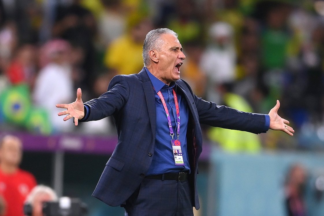 执教六年两次八强，巴西队主教练蒂特是该离开了