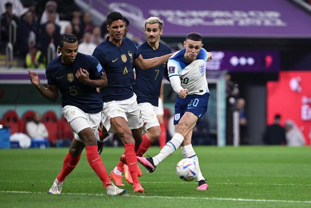 世界杯巴西淘汰赛首战（「品·赛情」要不是为了体面，谁愿意写这一篇……）