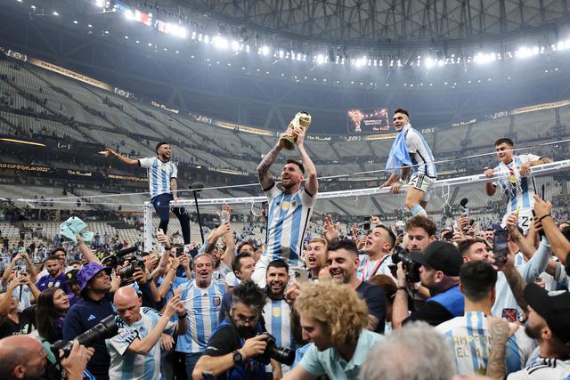 阿根廷在哪一届世界杯夺冠了（图集｜梅西圆梦！阿根廷队时隔36年再夺世界杯冠军）