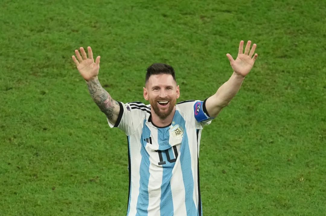 2014世界杯冠军是哪国家（神奇的剧情，惊艳的结局！迭戈，梅西做到了，阿根廷是冠军）