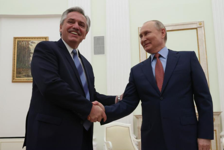 2022年足球世界杯冠军是谁（克宫：普京与阿根廷总统通电话，祝贺阿根廷队世界杯夺冠）-趣拿体育