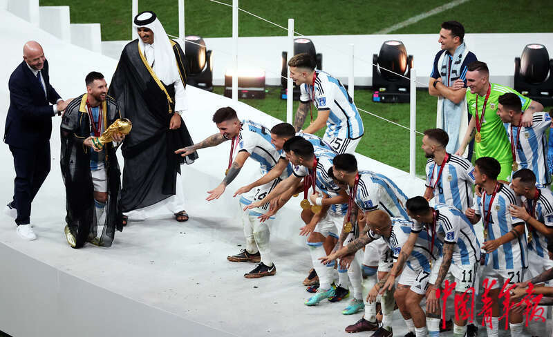 多图回顾世界杯决赛：梅西率阿根廷队夺冠