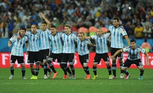 2014世界杯21日（加冕之路：梅西的五届世界杯旅程）