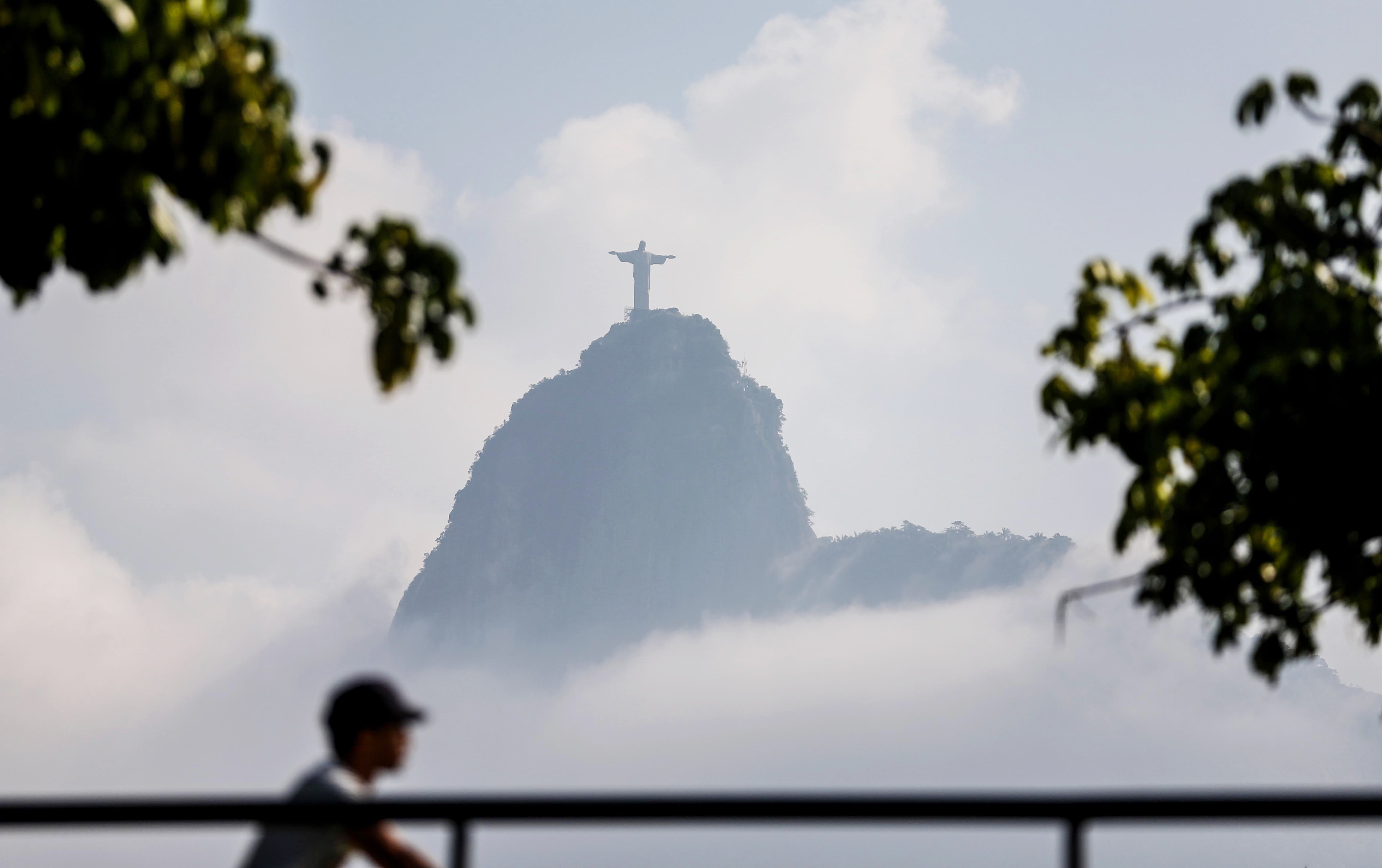 2018年世界杯决赛颁奖礼（“一步之遥”组图首公开！球王圆梦，这是最好的结局）