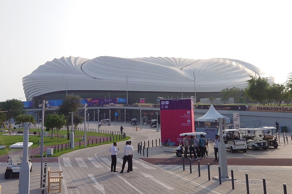 世界杯球迷为什么哭（现场手记｜在世界杯现场拍哭了的摄影记者究竟看到了什么？）