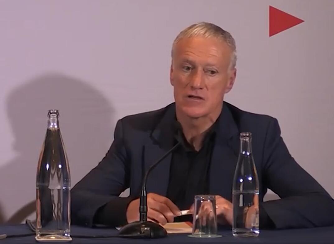 篮球世界杯法国队员照片（说谁呢？德尚：世界杯决赛法国首发11人 至少5人不能胜任比赛）-趣拿体育