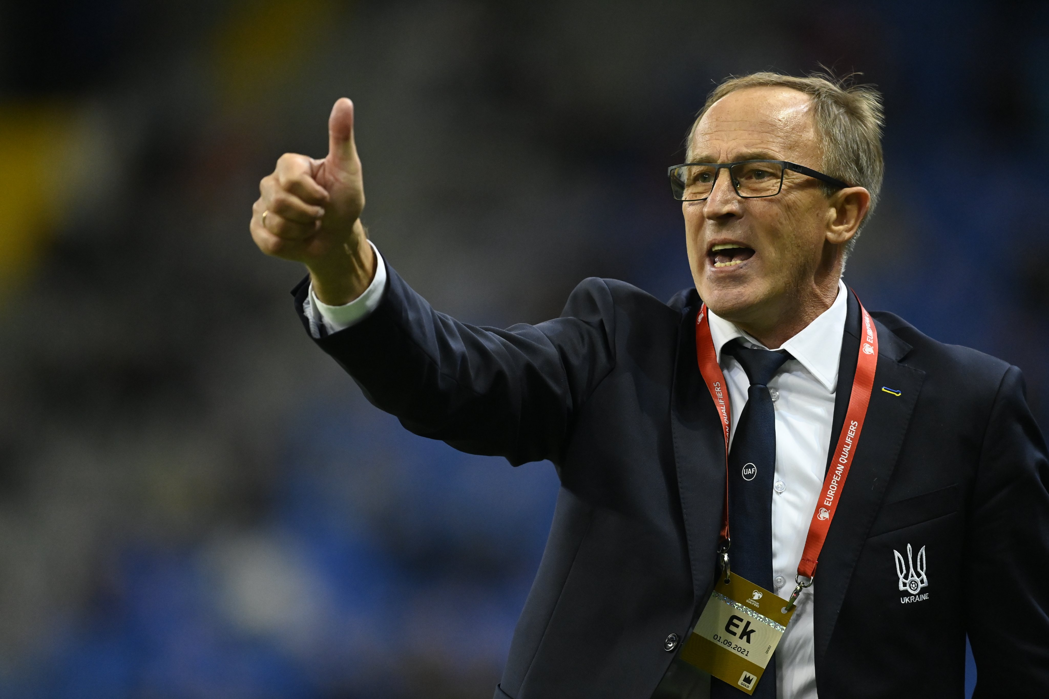 乌克兰足球队的教练（官方：乌克兰足协宣布国家队主帅佩特拉科夫离任）-趣拿体育