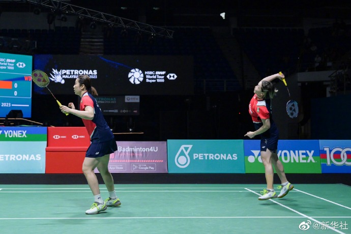 马来西亚羽毛球公开赛：国羽挺进男双女双混双三项决赛