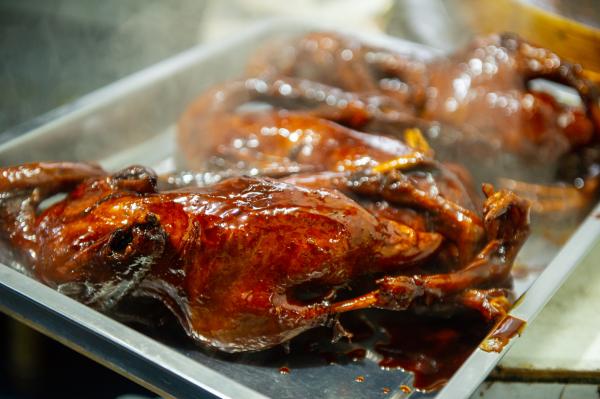 走油肉的正宗做法（正宗走游肉的家庭做法）