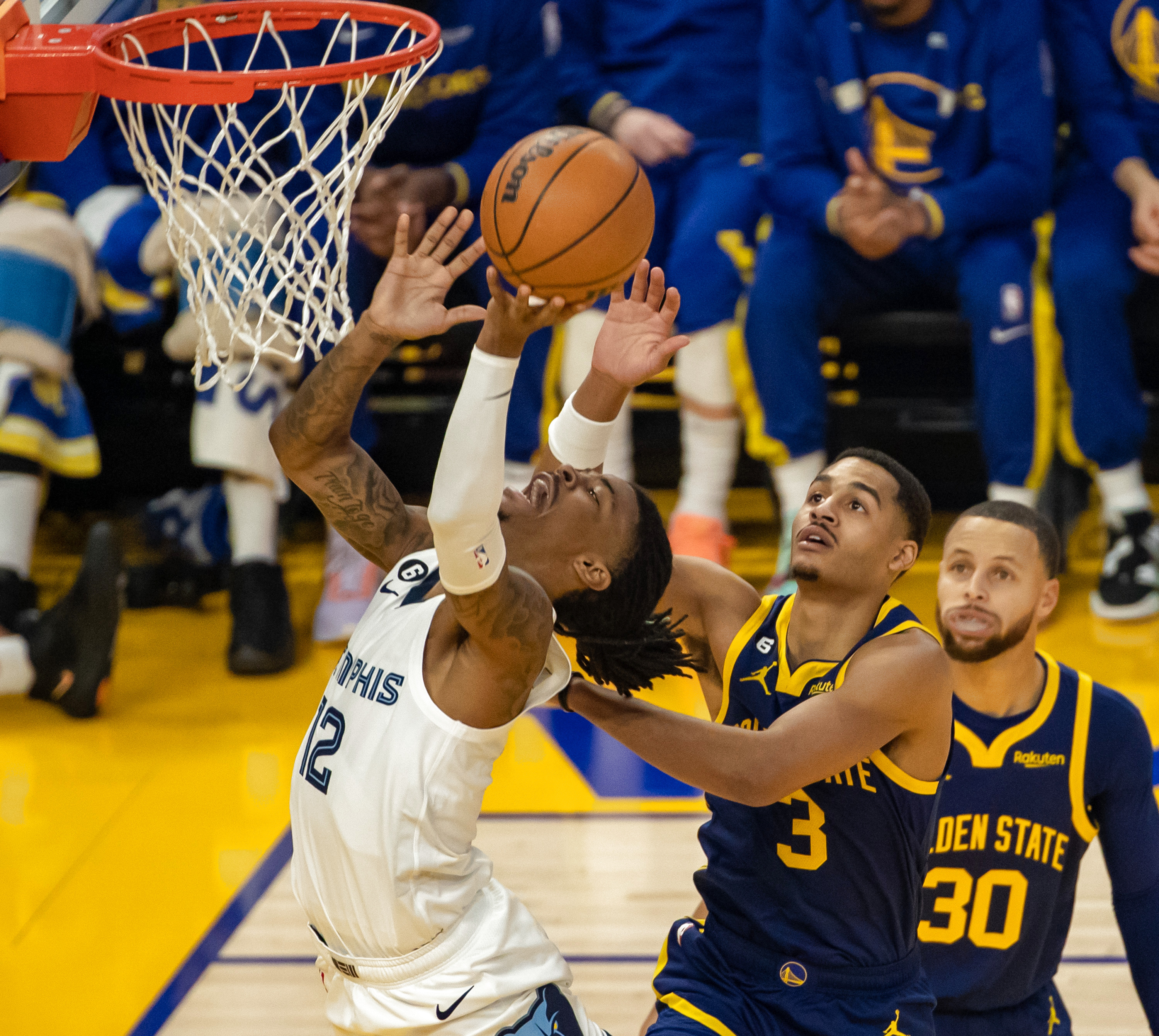 nba灰熊vs勇士（（体育）篮球-NBA常规赛：勇士胜灰熊）
