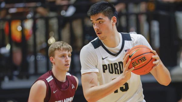 世界杯美洲球员成长包（身高2米23的华裔“小姚明”火了，周志豪能打上NBA吗）-趣拿体育