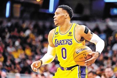 nba球员为什么换队（威少一年换一队 NBA三双王为何如此颠沛流离？）-趣拿体育