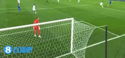 世俱杯-维尼修斯2射1传巴尔韦德双响 皇马5-3利雅得新月夺冠
