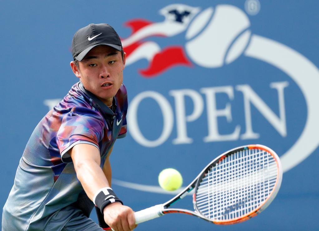 双蝶乒乓球台怎么样（吴易昺：若没有这些阴影，谁会知道我站在光里）