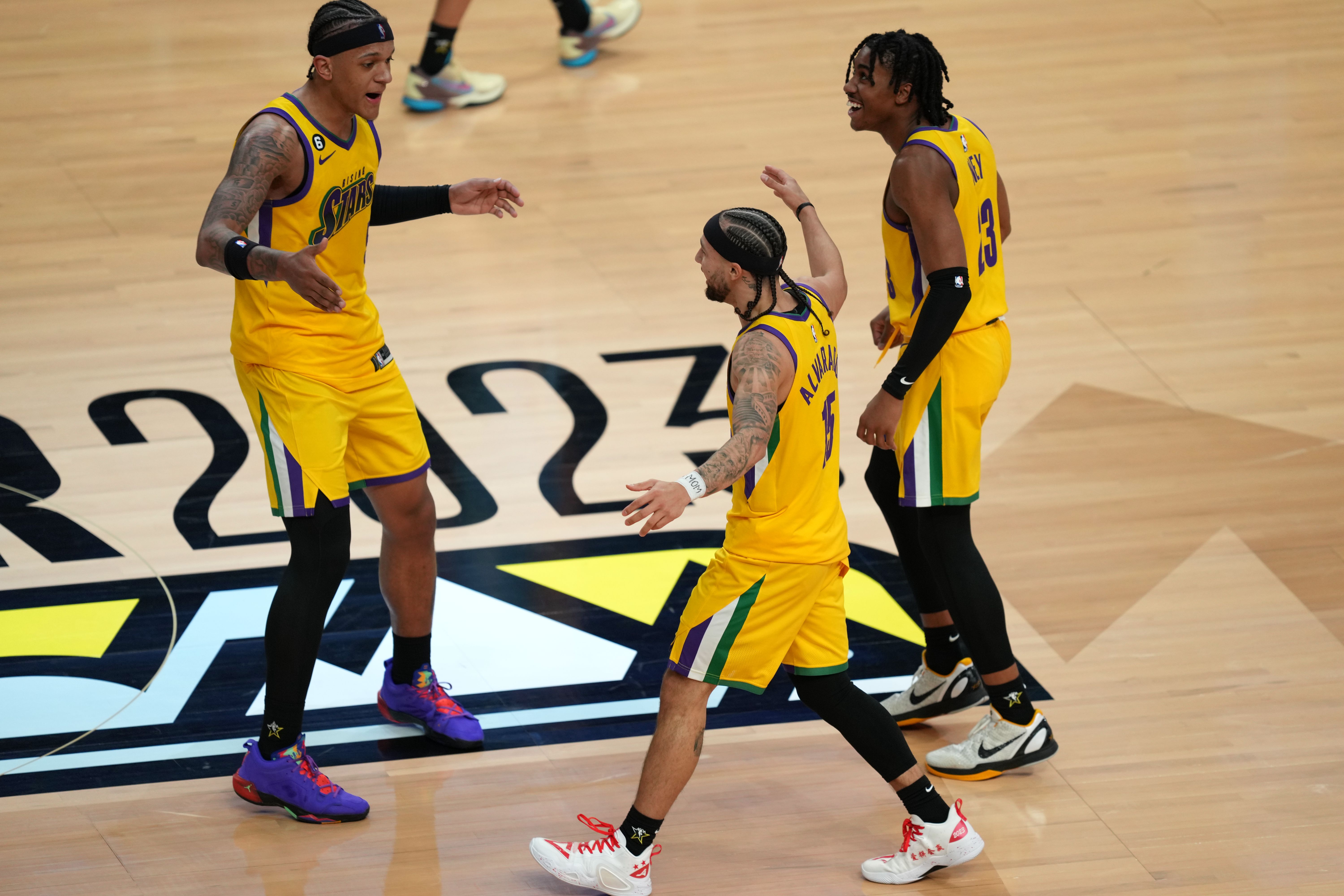 （体育）篮球——NBA全明星新秀赛：加索尔队夺冠