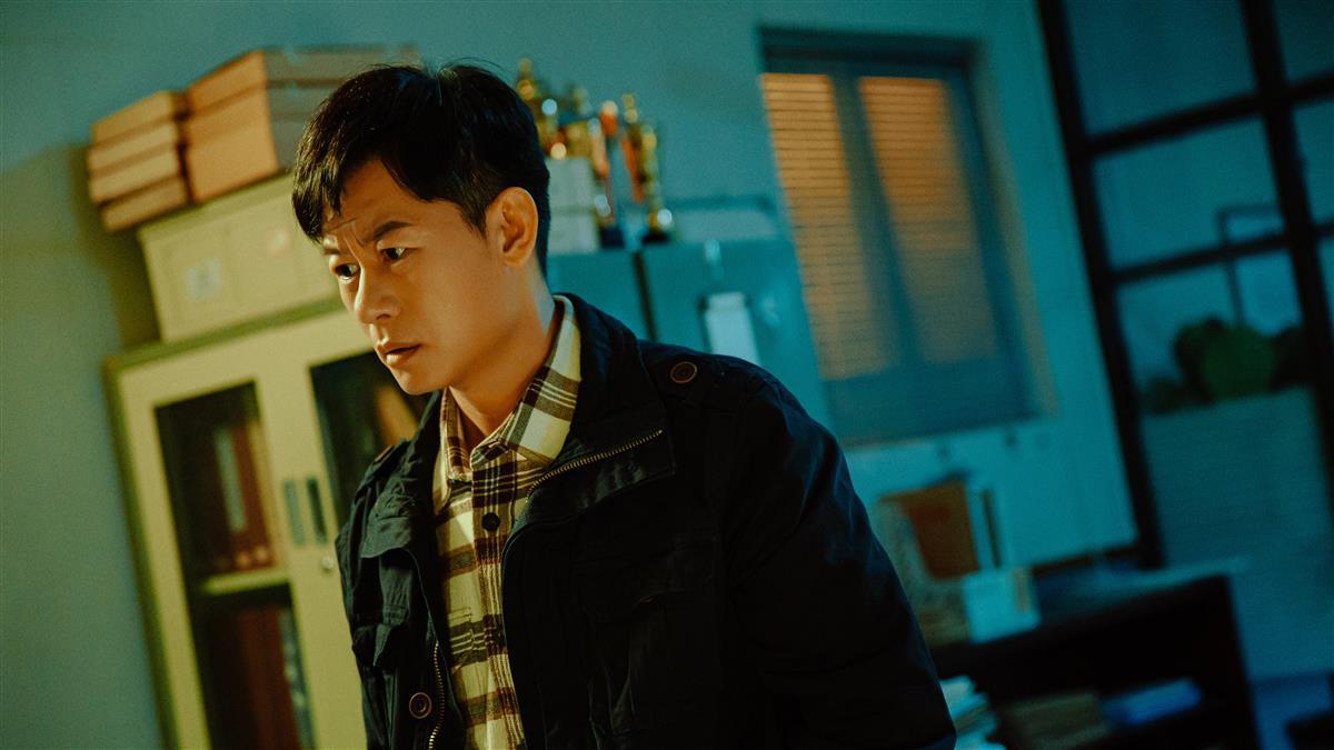 挣扎电视剧角色介绍(《狂飙》爆红"李响"刷屏,演员李健:心疼角色的