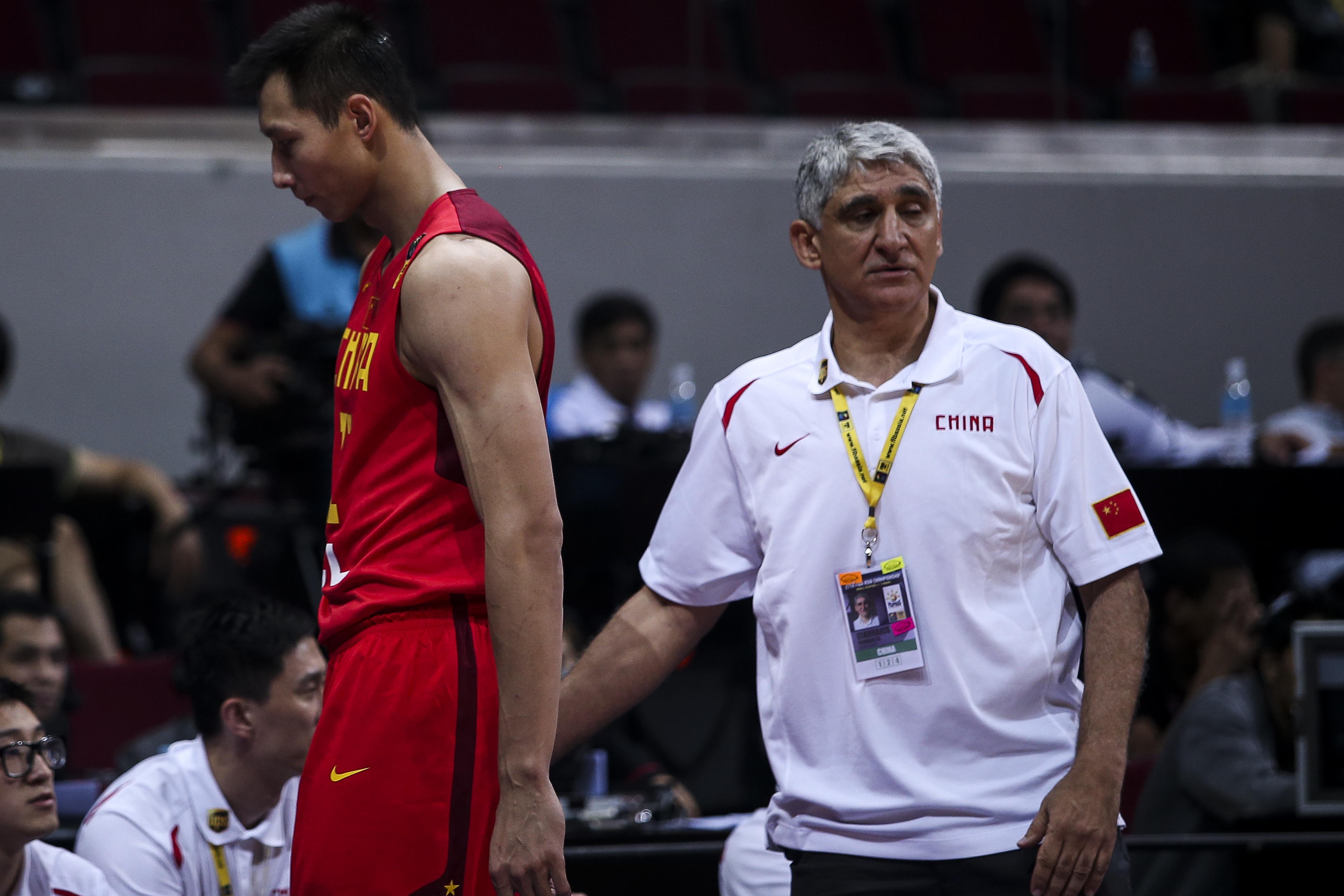 篮球世界杯中国队员图片（中国男篮5位外教首秀仅1负，乔尔杰维奇亮相最正式）