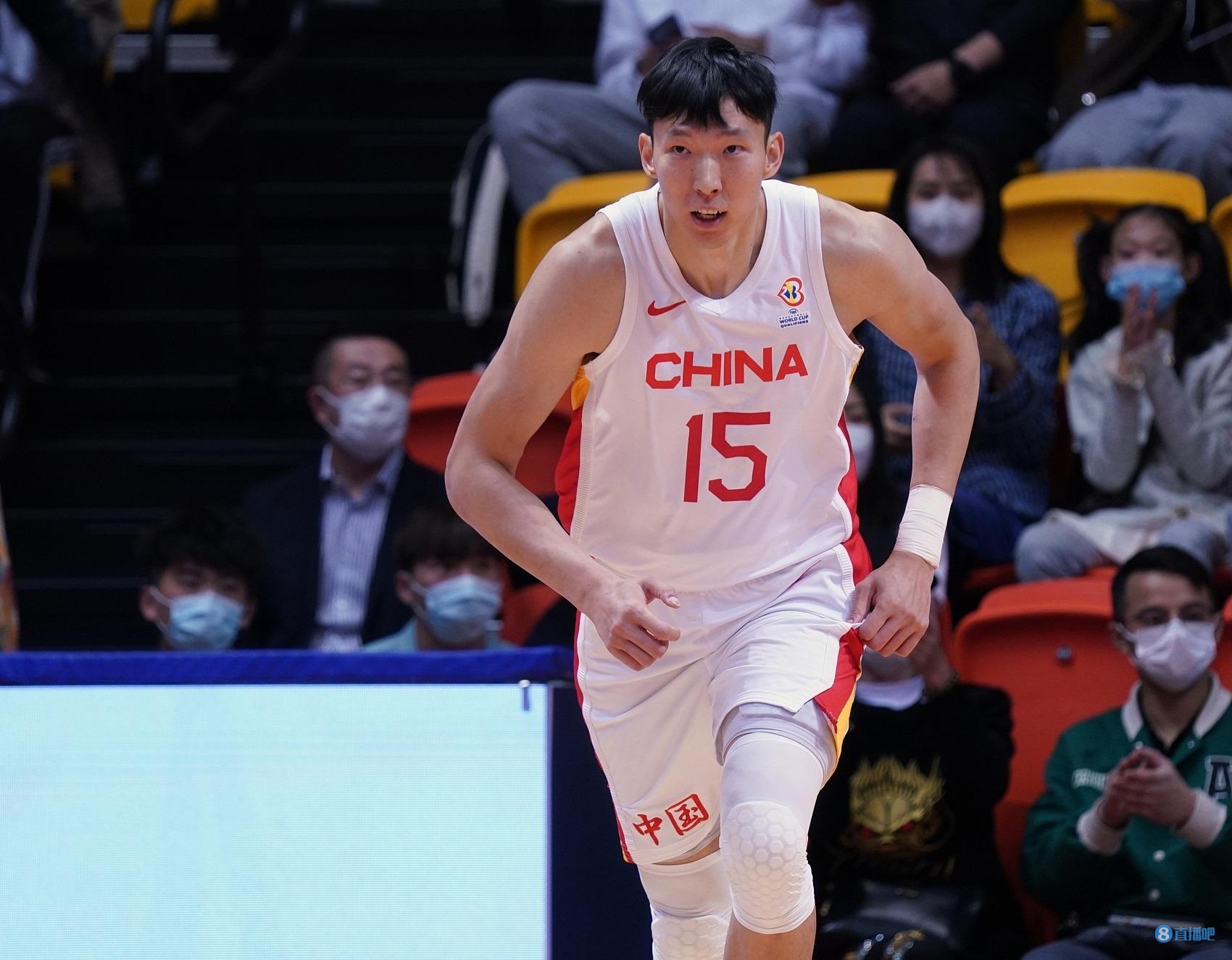 媒体人：中国香港东方男篮已达青岛 并邀请前NBA发展联盟球员参加