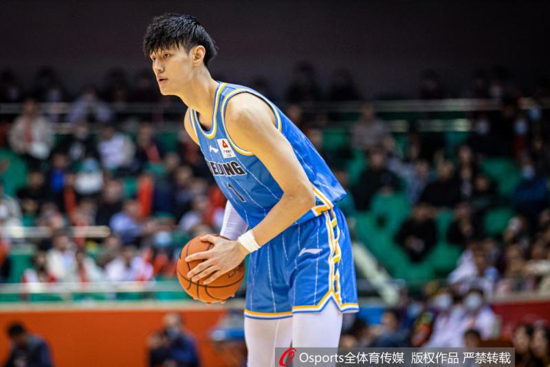cba为什么只打28分钟（CBA - 解立彬解释曾凡博出战时间减少原因）-趣拿体育