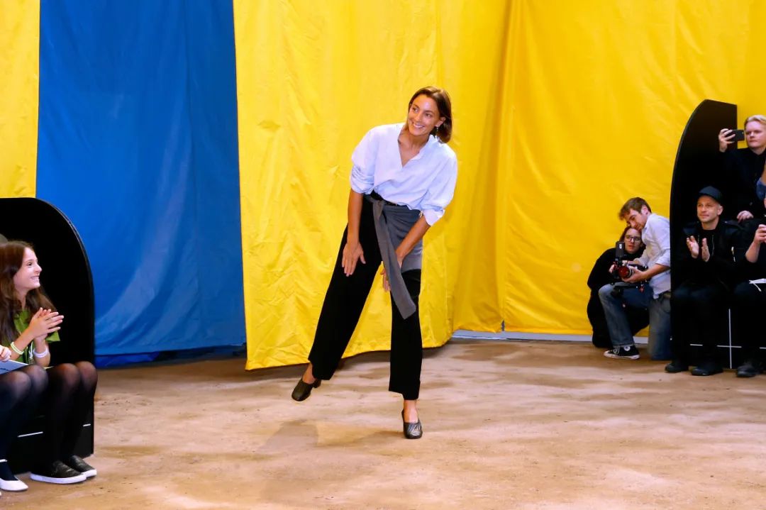 diana女装(diana女鞋官网) - 货捕头