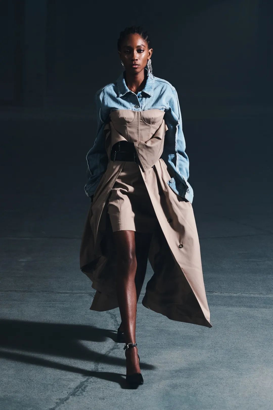 diana女装(diana女鞋官网) - 货捕头