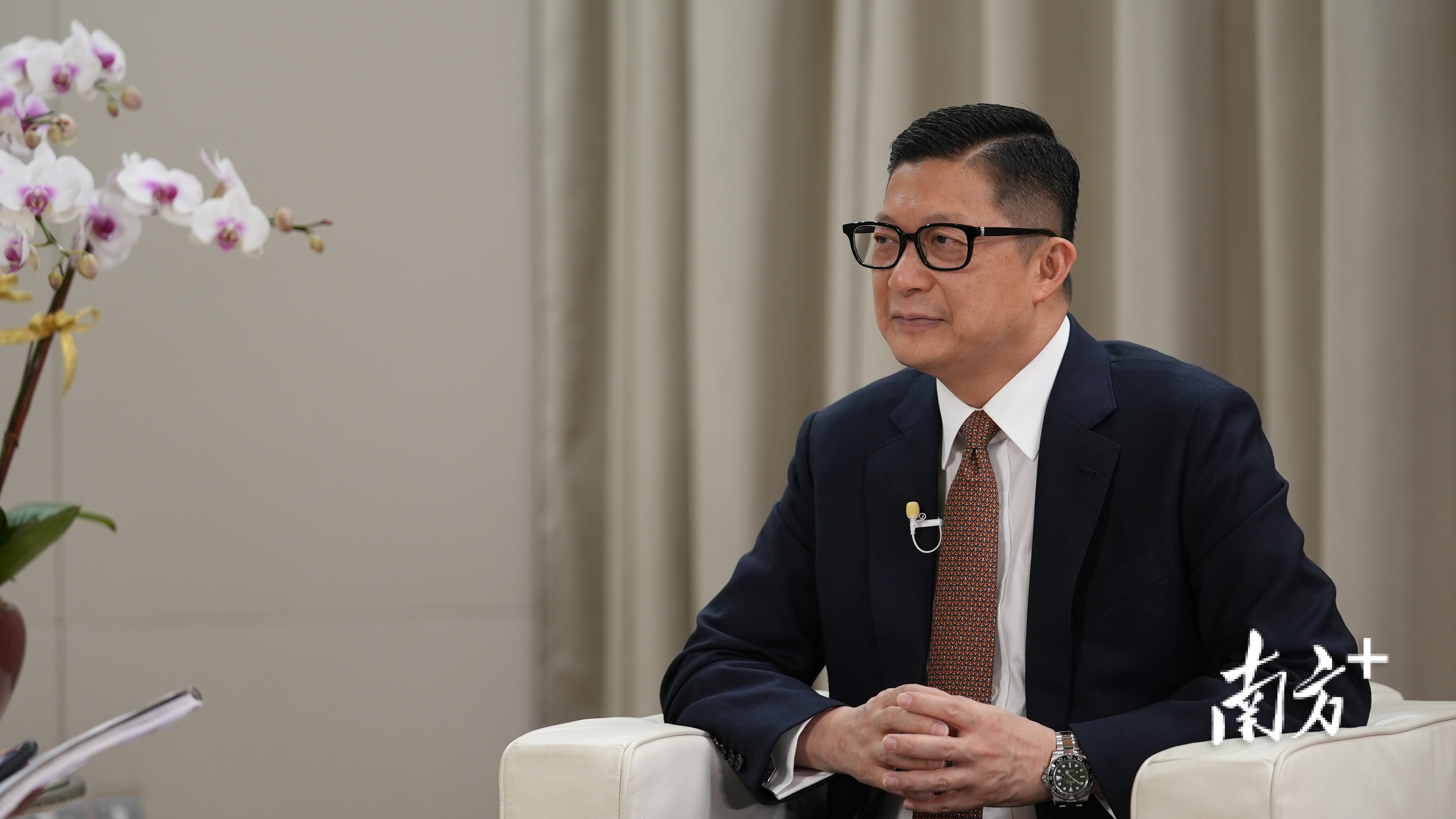 香港保安局局长 香港各局局长名单-人人投票