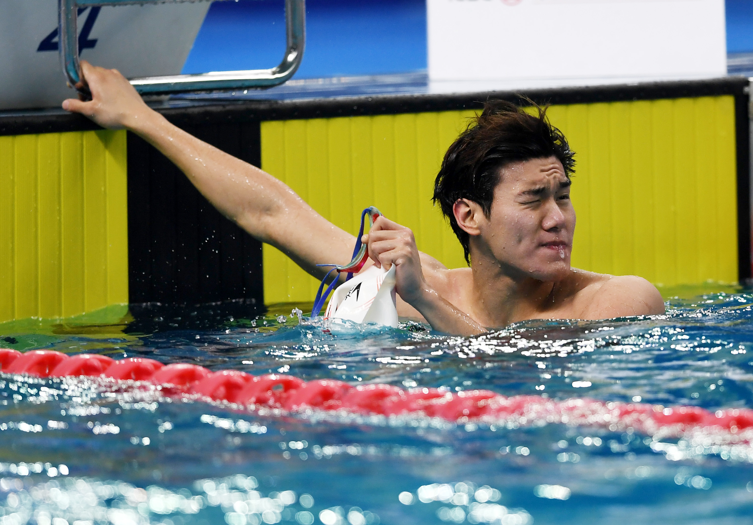 王长浩破男子50米蝶泳全国纪录