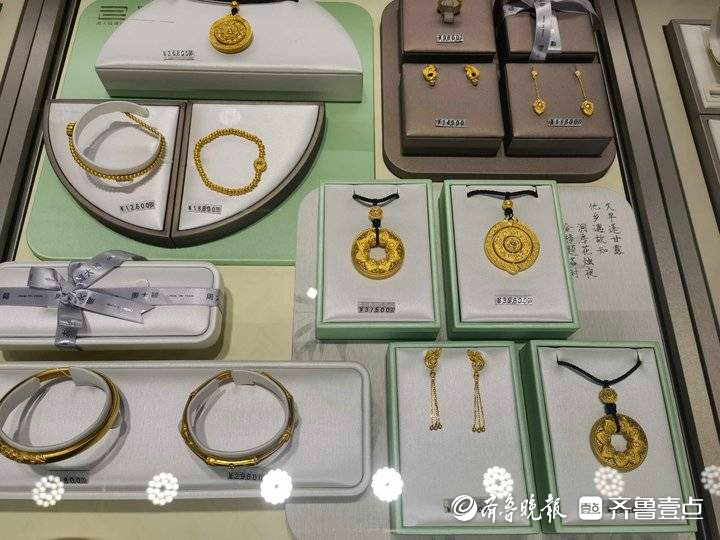 济南：金价一路看涨！投资金条516元一克，个别店铺金条还缺货