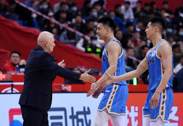 篮球丨CBA常规赛：北京首钢胜青岛国信水产