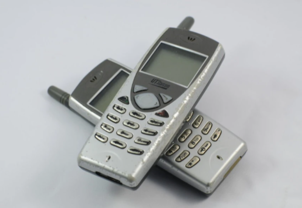 狂飙于00年代的小灵通退出历史舞台!回顾28年兴衰史