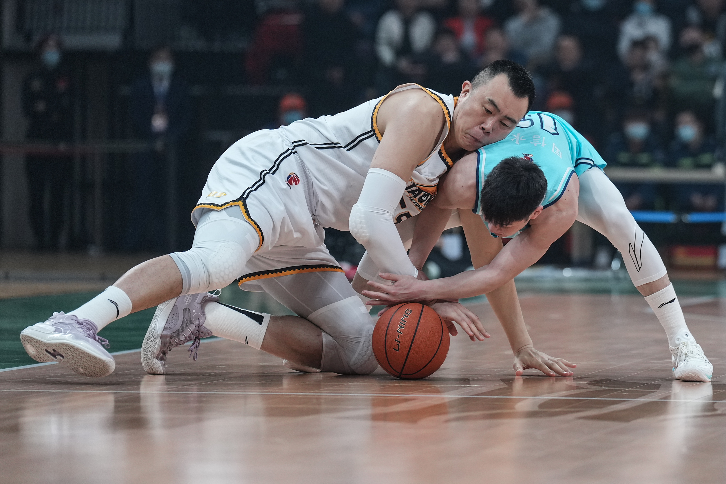 （体育）篮球——CBA常规赛：辽宁本钢胜青岛国信水产