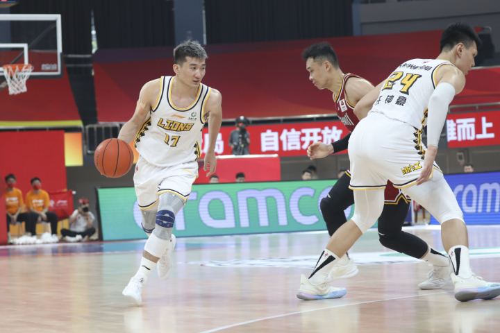CBA常规赛落下帷幕，浙江东阳光男篮排名第七，季后赛首轮将战山西