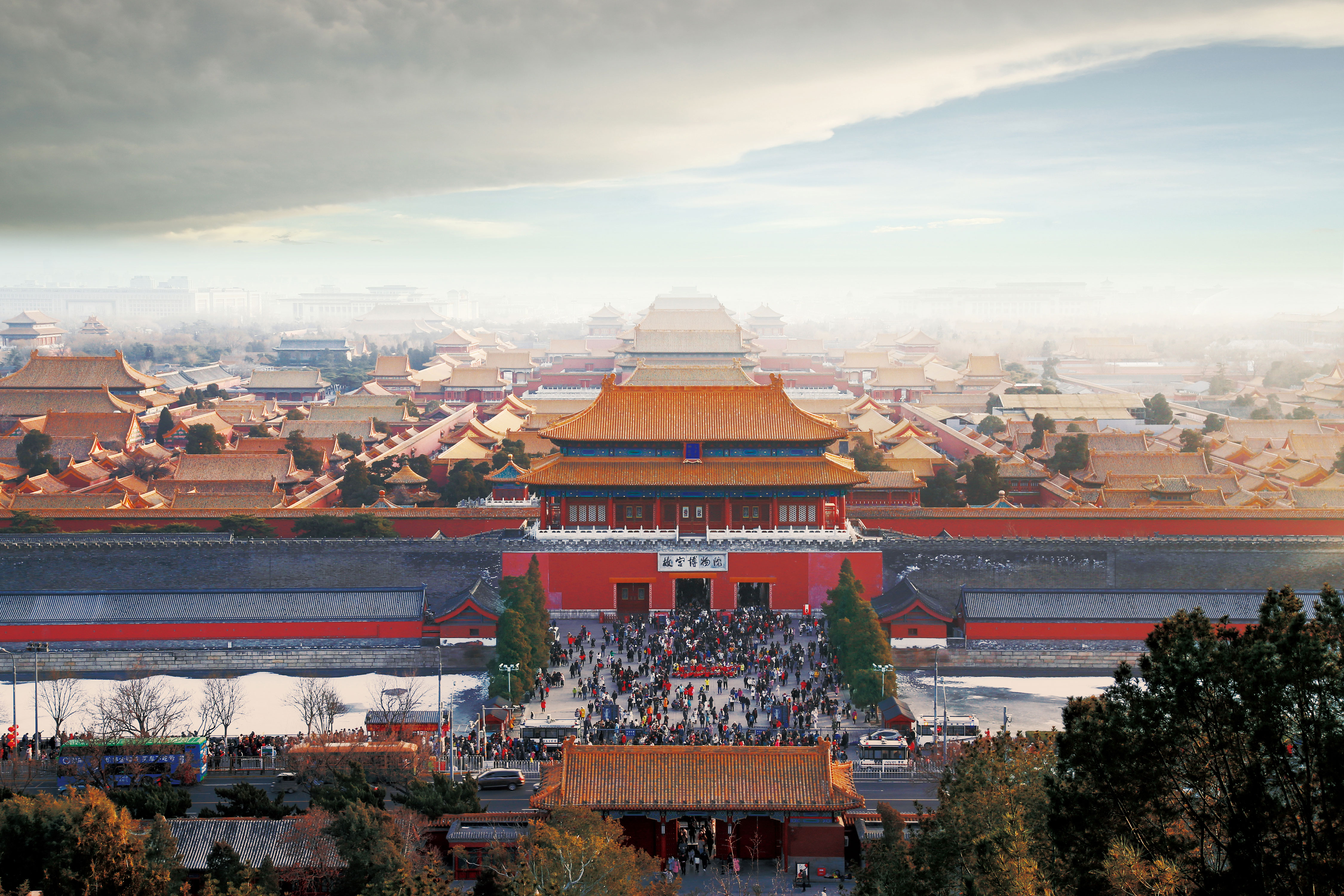 故宫是(shi)什么时候建的（故宫是什么时候建的哪个朝代）