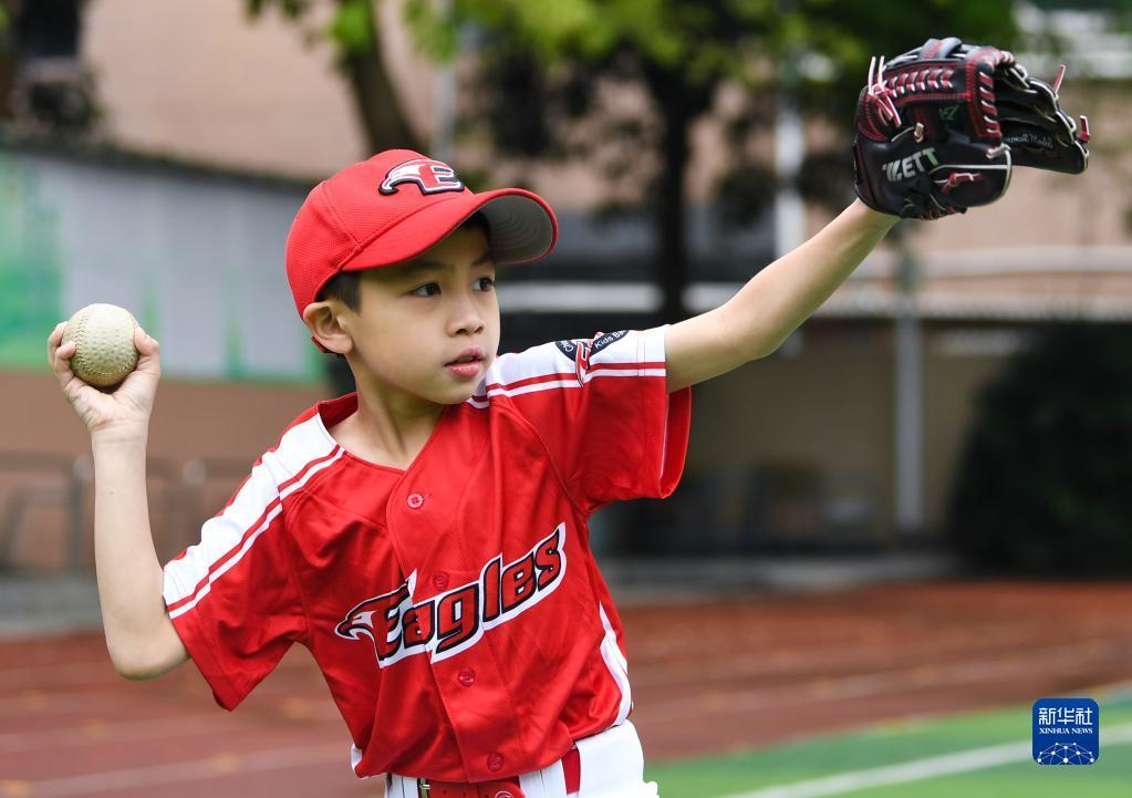 广州市第七中学 广州市第七中学张敬轩-春田百科