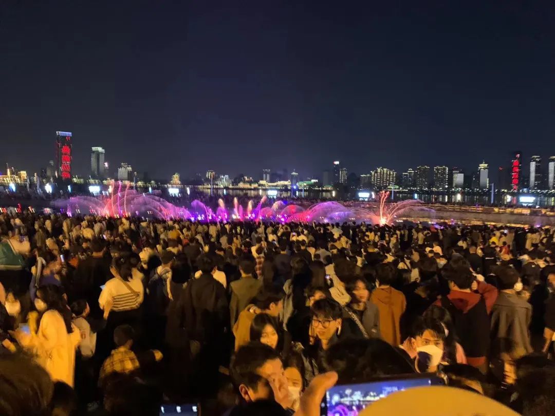 “小透明”省会，终于翻红了？