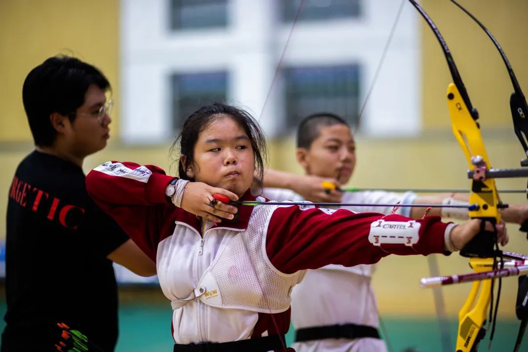 中国女子射箭队(摘金夺银、硕果累累！奉贤这些学校的特色体育项目太厉害啦