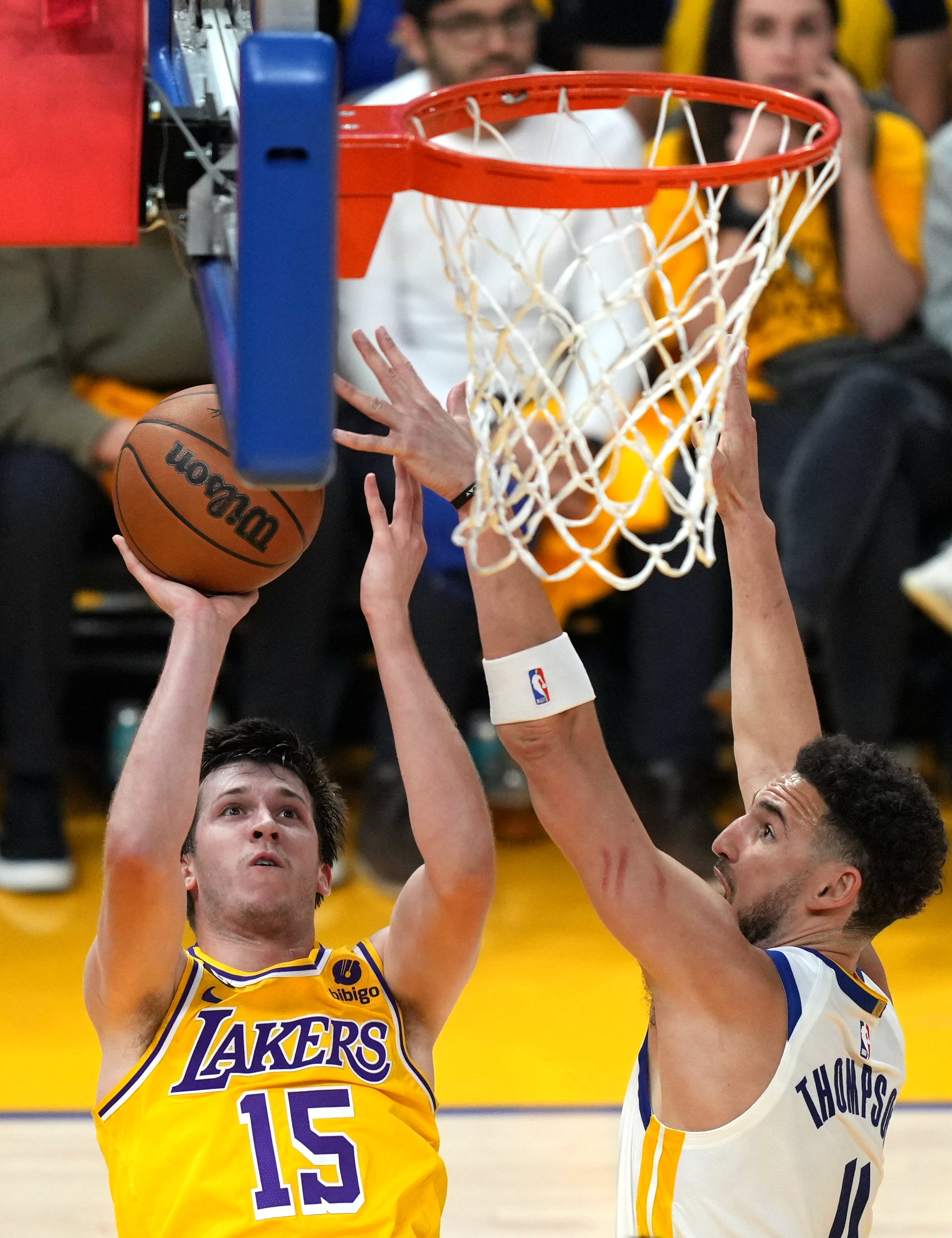 (体育)篮球——NBA季后赛:勇士胜湖人