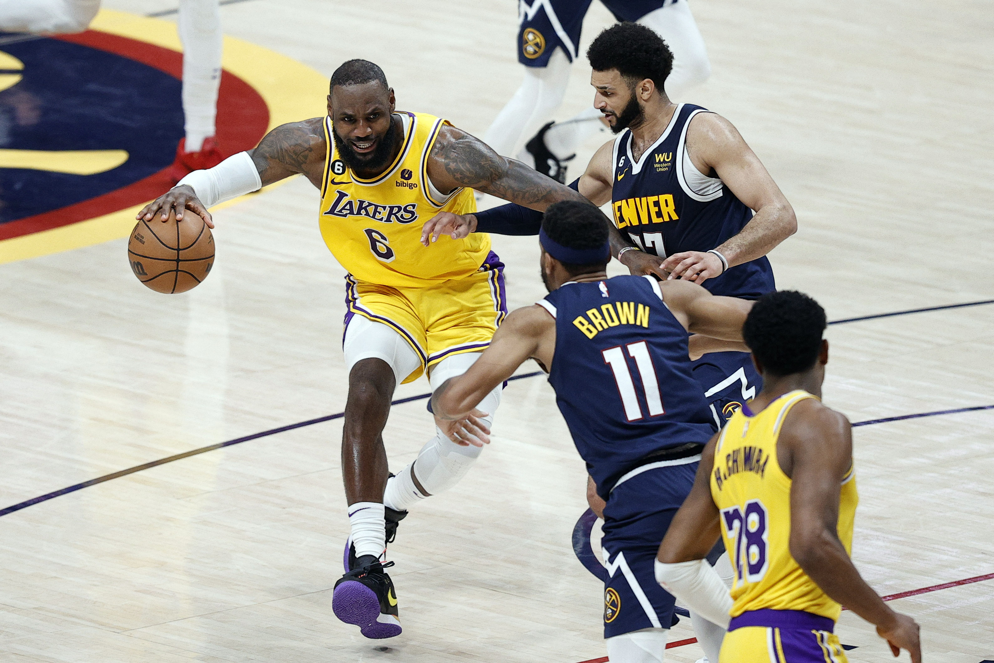 (体育)篮球——nba西部决赛:湖人不敌掘金_懂球直播