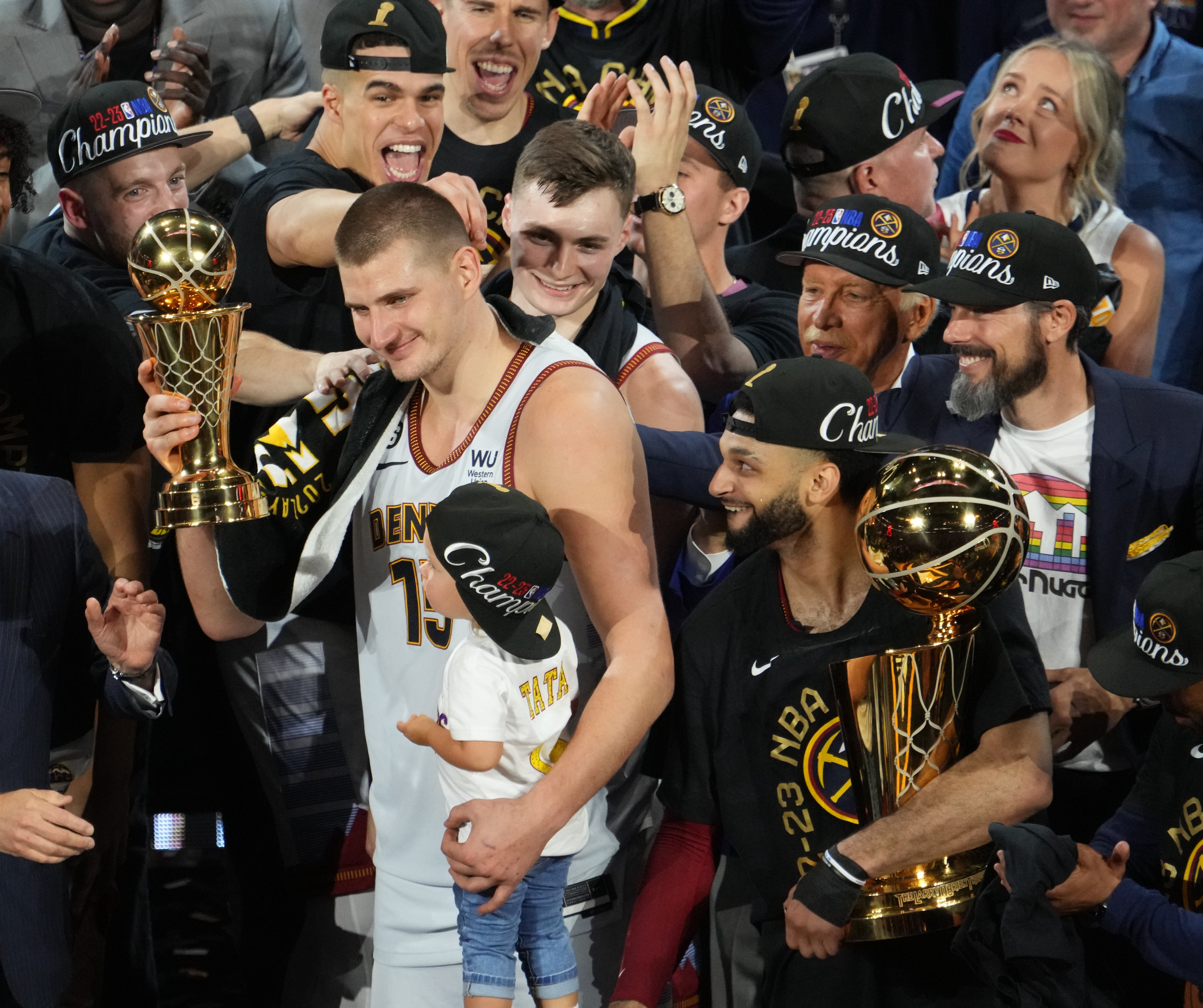 （体育）篮球——NBA总决赛：掘金队夺得总冠军 约基奇荣膺MVP