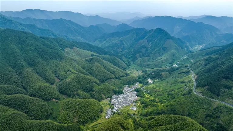 【黄山市域边界行】新安源头绘新景