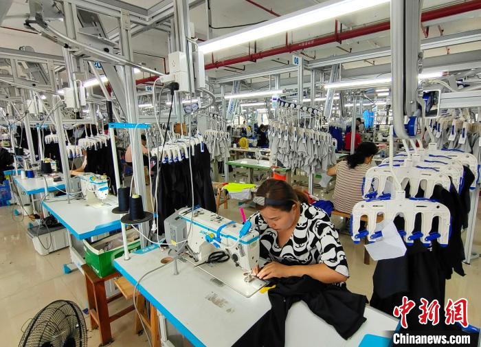 借力东部产业转移 广西平南打造千亿元纺织服装产业集群