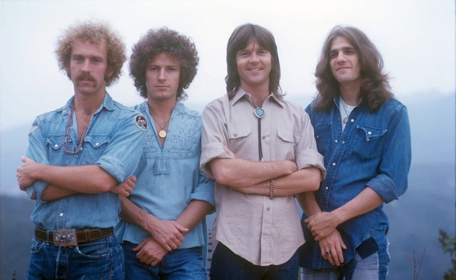 纪念丨一直被替代,"老鹰乐队"创始成员兰迪·迈斯纳去世