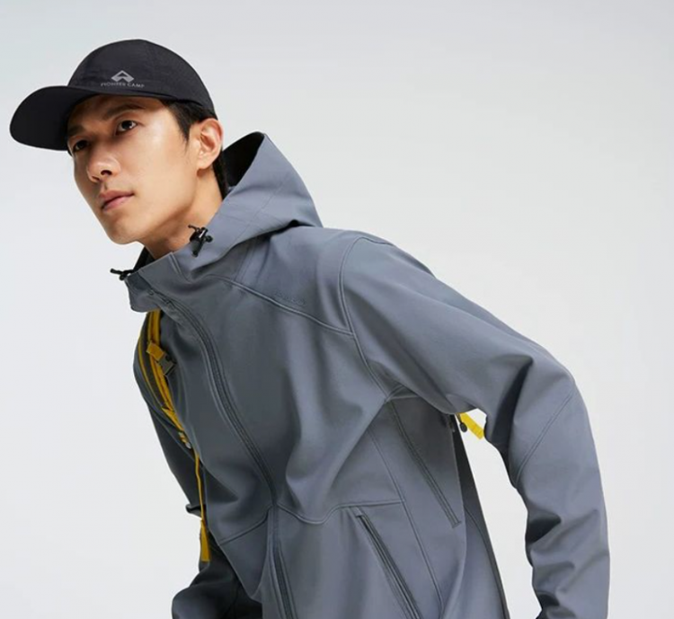 2025冲锋衣品牌推荐：十大实力派榜单发布，国货力量引领新趋势