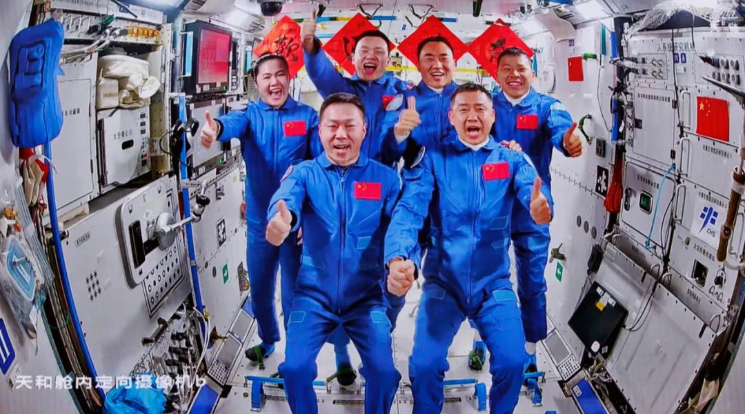 太空会让航天员基因突变？影响生育？太空生活传言大揭秘