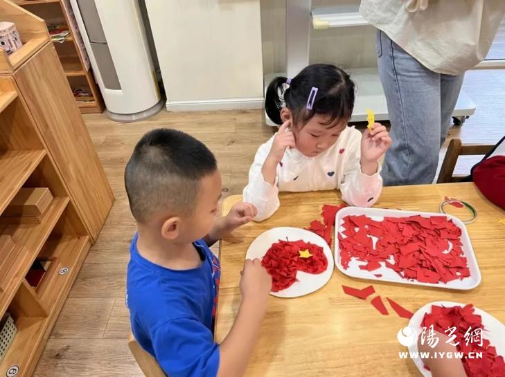 沣东新城润馨怡园幼儿园开展“庆双节”主题活动