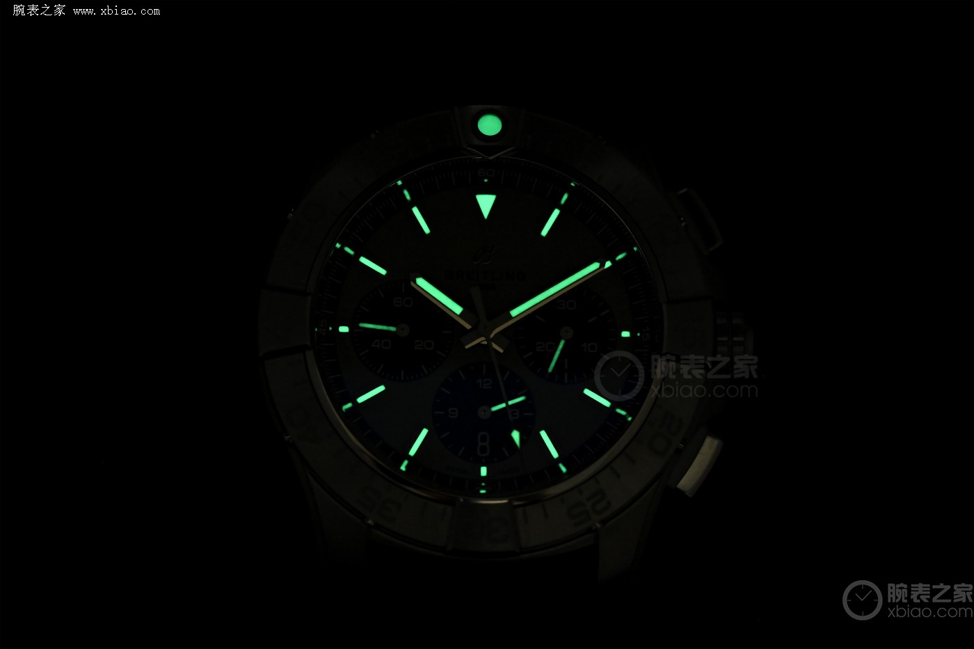 硬汉感绿表，这枚百年灵不能错过