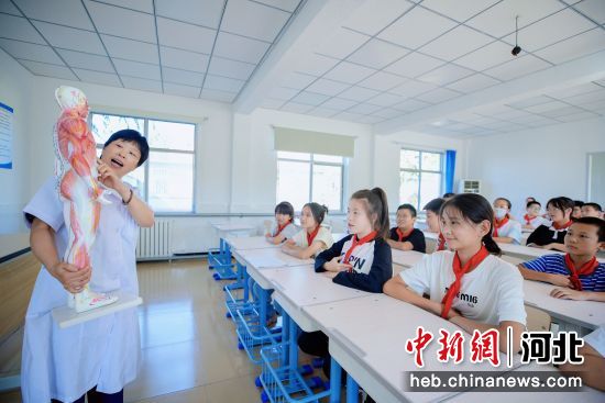 河北丰南:中医药文化进校园
