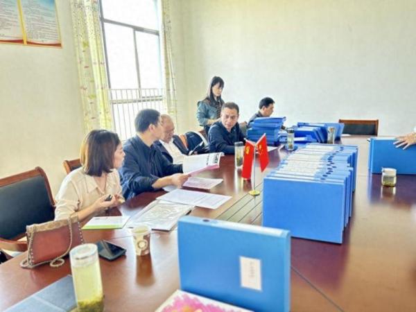 潜山市黄泥中心幼儿园迎接市督评组开展办园行为督导评估工作
