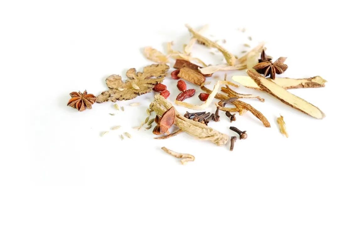 服中药时哪些食物不宜同食？这5种要记牢
