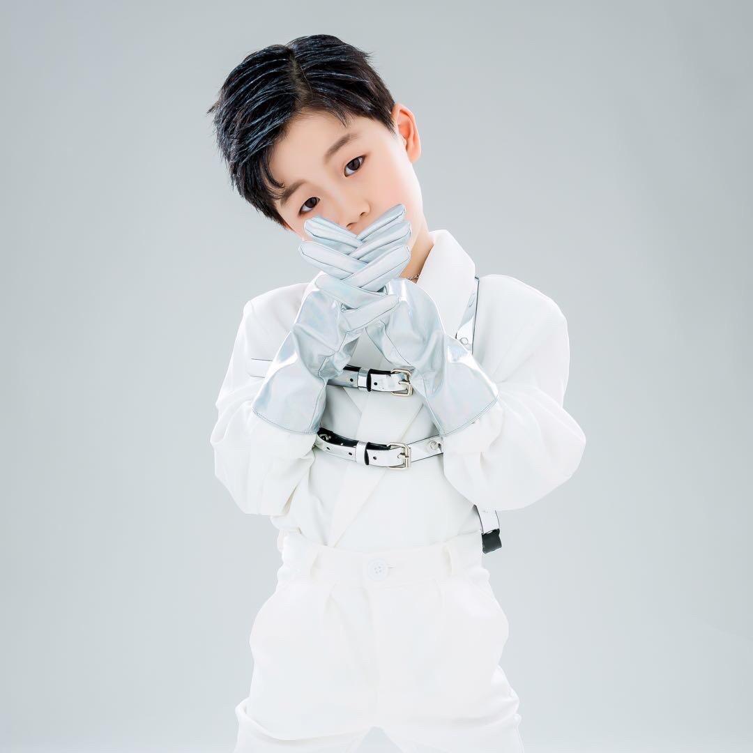 小演员曾陈荣骏头像